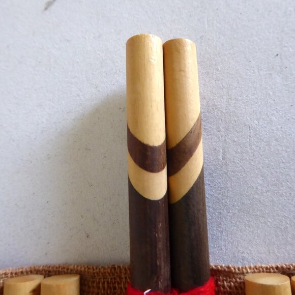 VINTAGE NEW 9.75” HANDCRAFTED TWO TONE WOOD CHOPSTICKS IN STORAGE POUCH (4 SETS) - Picture 5 of 6